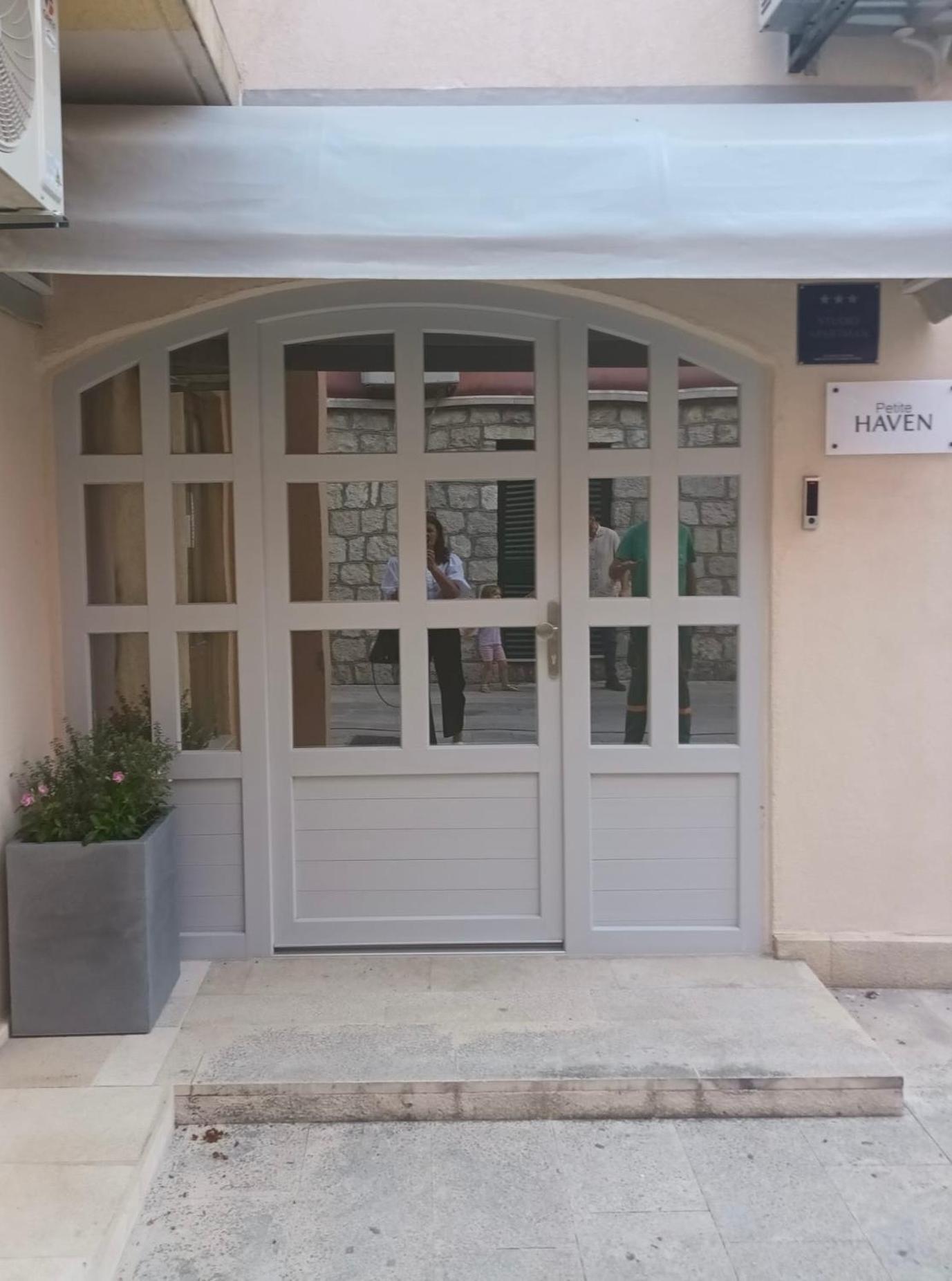 Apartman Petite Haven *